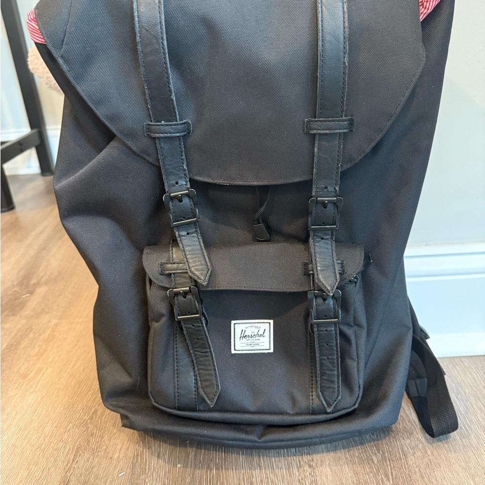 Herschel Supply Company Black Backpack 30L